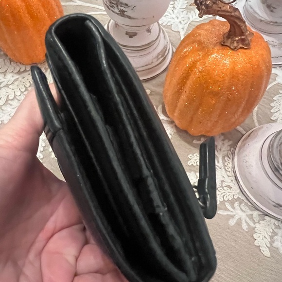 Coach Soho Black Leather Wallet - Picture 10 of 11
